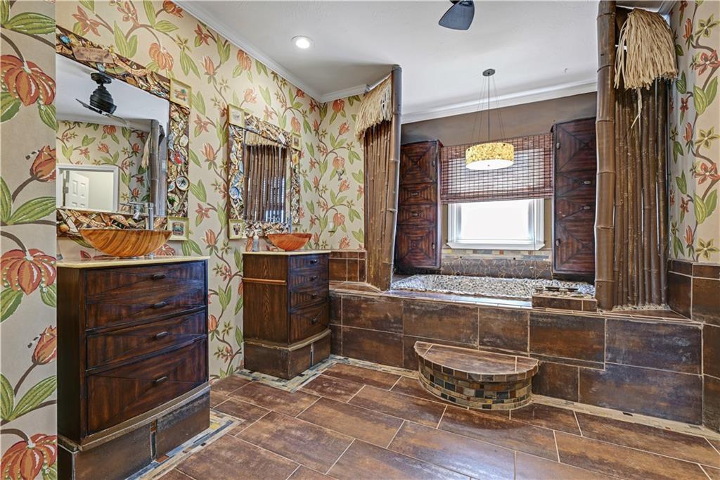 12909 Reeder Street Overland Park, KS 66213 - Photo 21 of 35