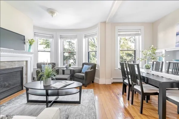 $3,400 | 120 Brook Street, Unit 3, Brookline, MA 02445