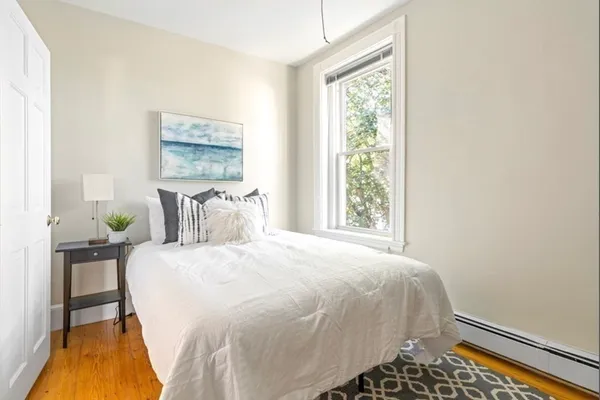 $3,400 | 120 Brook Street, Unit 3, Brookline, MA 02445