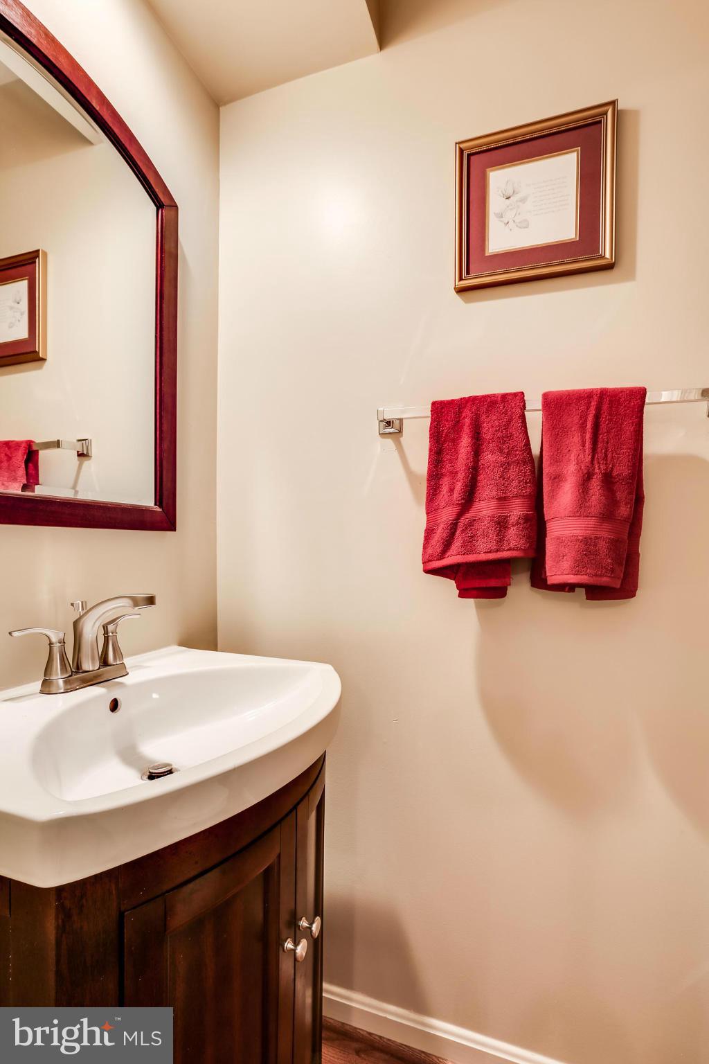 4729 Columbia Road Ellicott City, MD 21042 - Photo 13 of 30 Bath