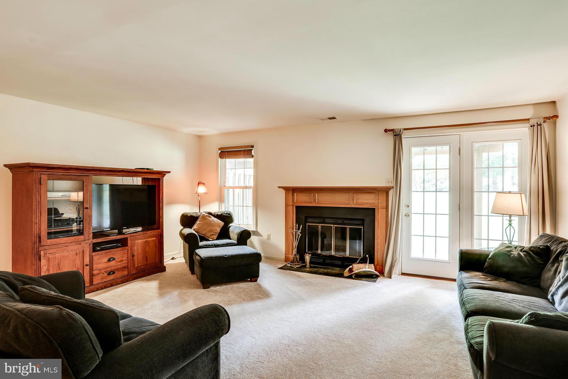 4729 Columbia Road Ellicott City, MD 21042 - Photo 14 of 30 Family Room