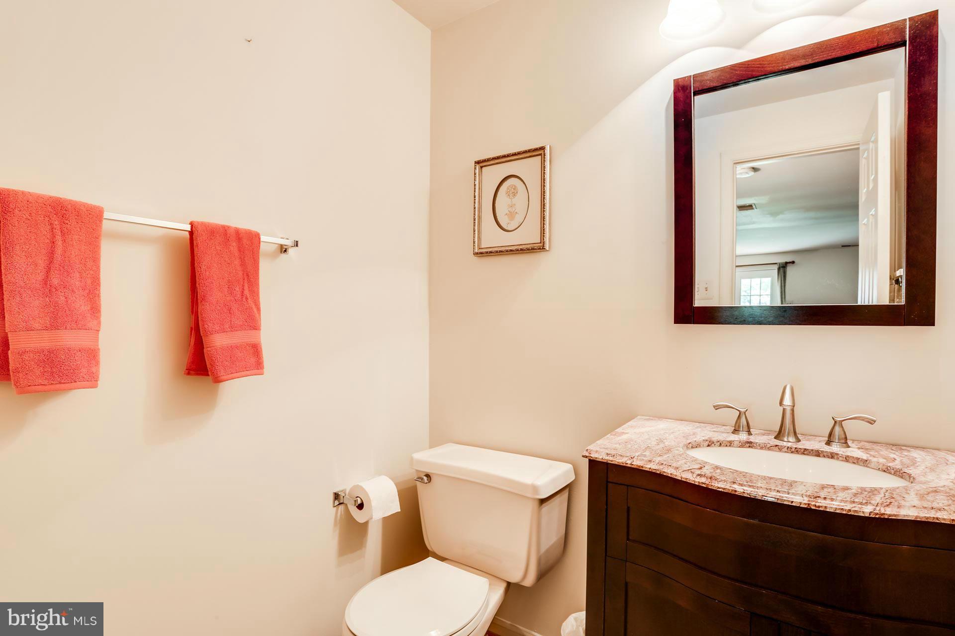 4729 Columbia Road Ellicott City, MD 21042 - Photo 17 of 30 Bath