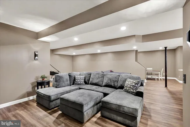 $569,900 | 44 Ensore Court, Fleetwood, PA 19522