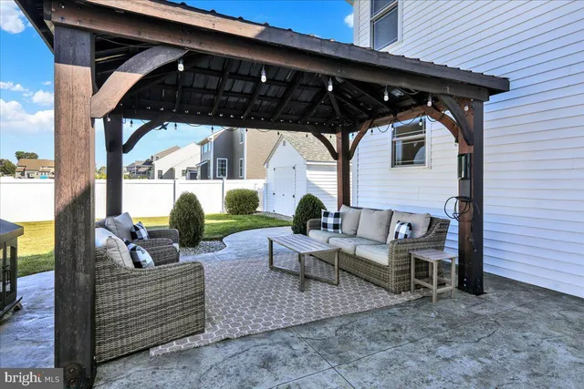 $569,900 | 44 Ensore Court, Fleetwood, PA 19522