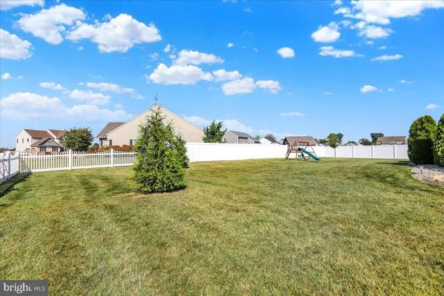 $569,900 | 44 Ensore Court, Fleetwood, PA 19522