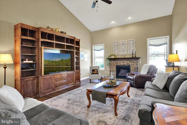 $569,900 | 44 Ensore Court, Fleetwood, PA 19522