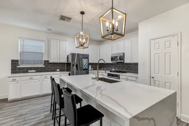 $3,500 | 22406 Miramar Crest Drive, Tomball, TX 77375