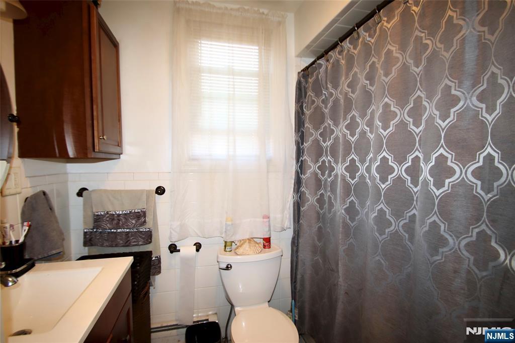 182 Main Street Garfield, NJ 07026 - Photo 12 of 22