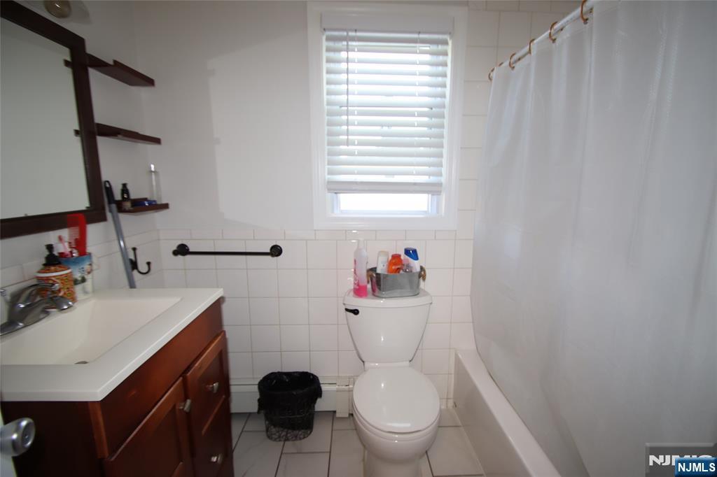 182 Main Street Garfield, NJ 07026 - Photo 7 of 22