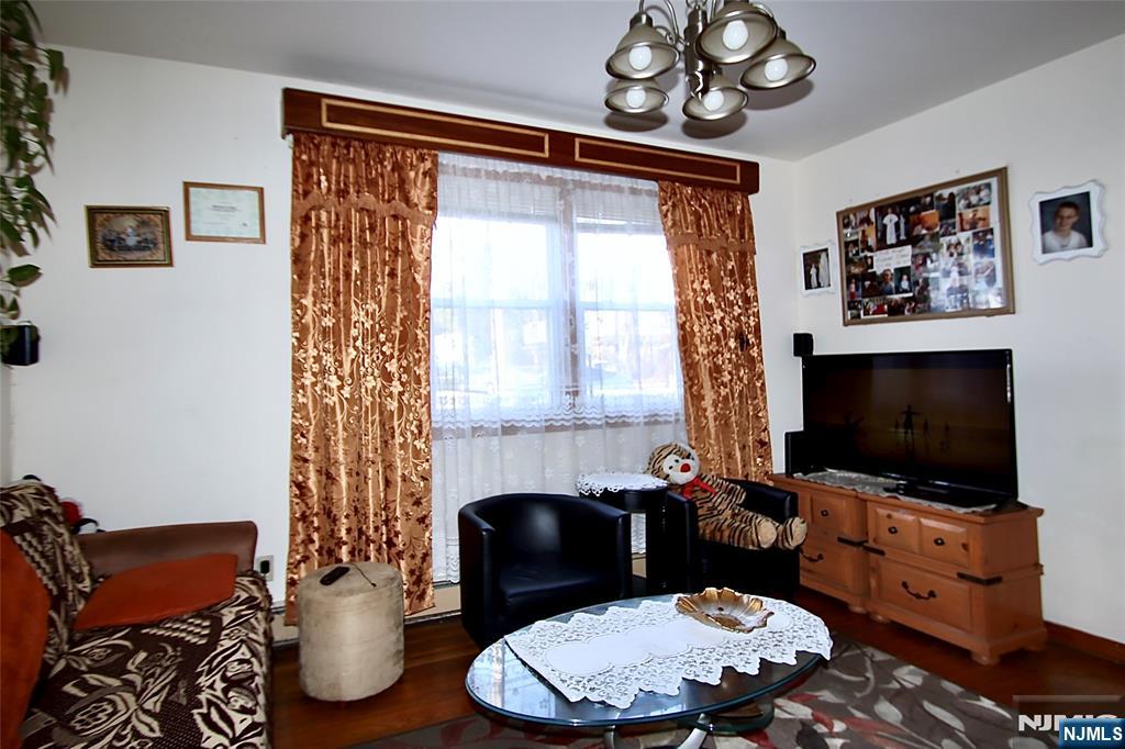 182 Main Street Garfield, NJ 07026 - Photo 10 of 22