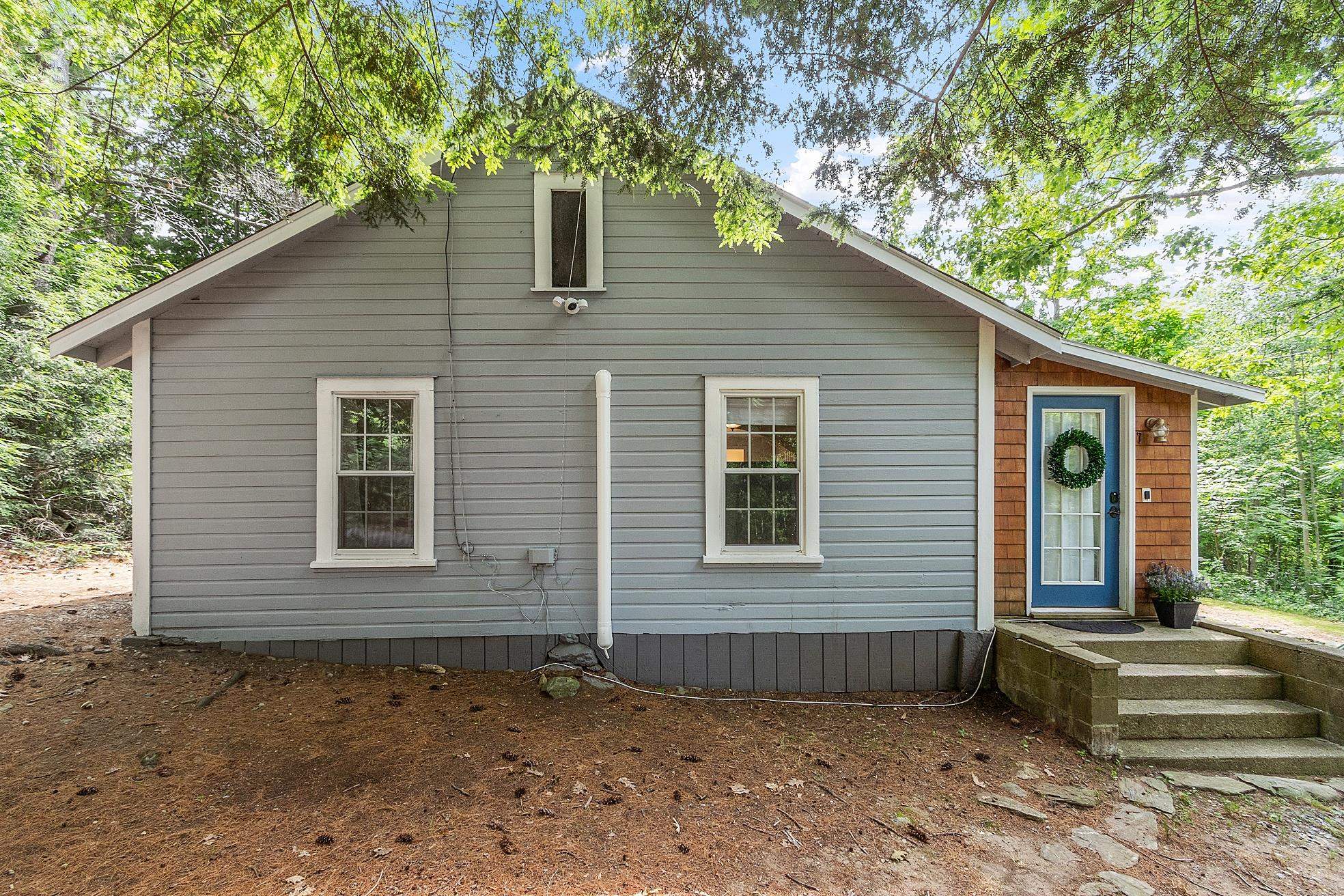 7 Beaver Lake Road Derry, NH 03038 - Photo 13 of 36