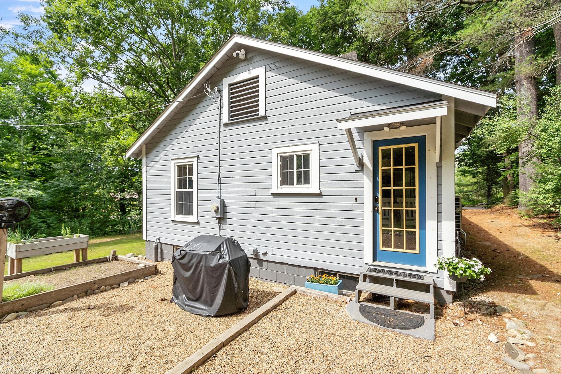 7 Beaver Lake Road Derry, NH 03038 - Photo 22 of 36