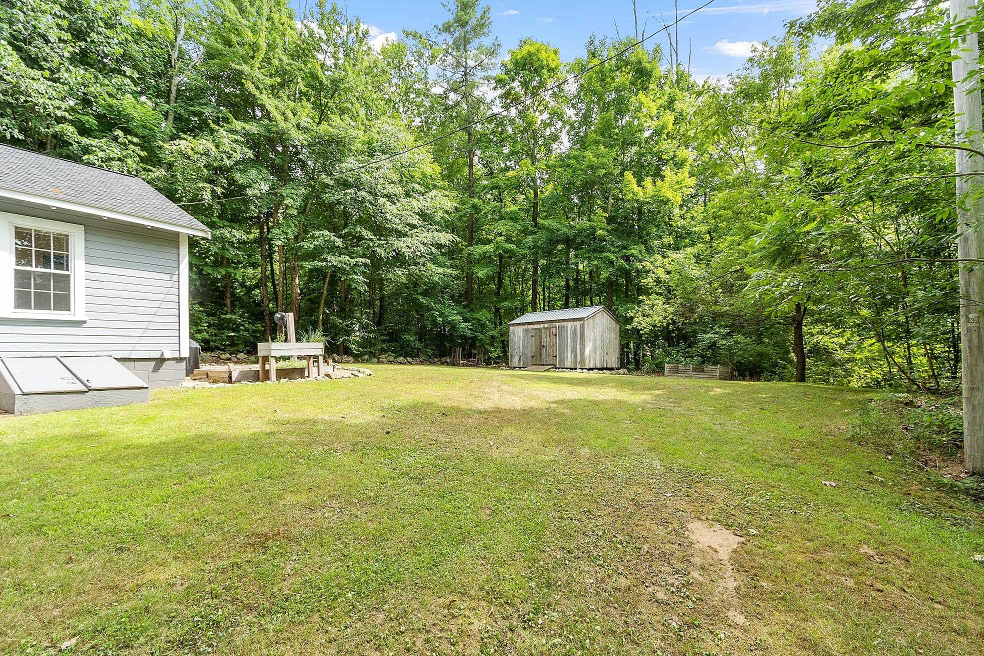 7 Beaver Lake Road Derry, NH 03038 - Photo 27 of 36