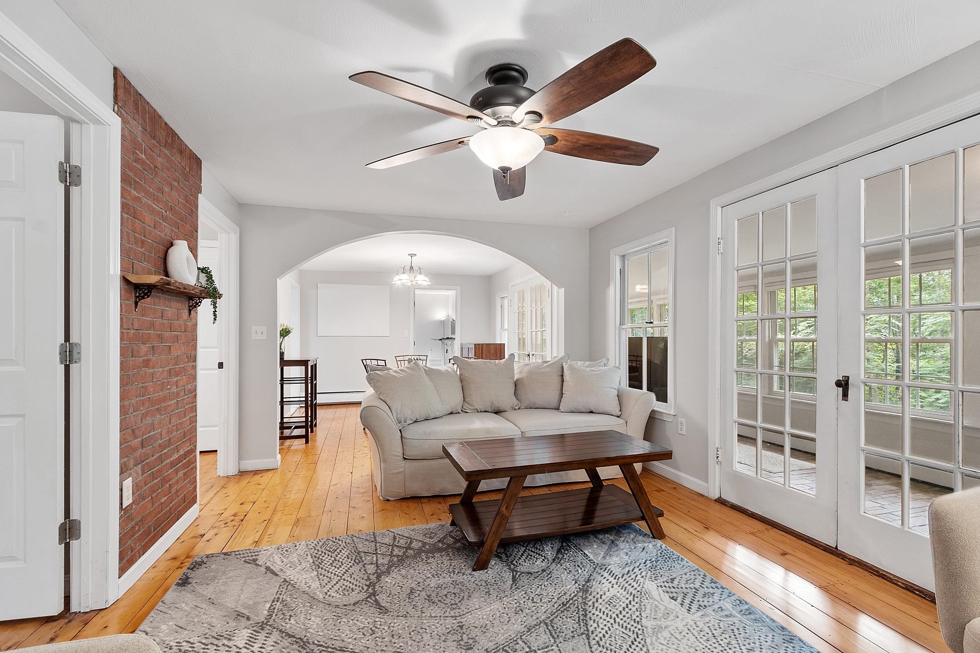 7 Beaver Lake Road Derry, NH 03038 - Photo 3 of 36