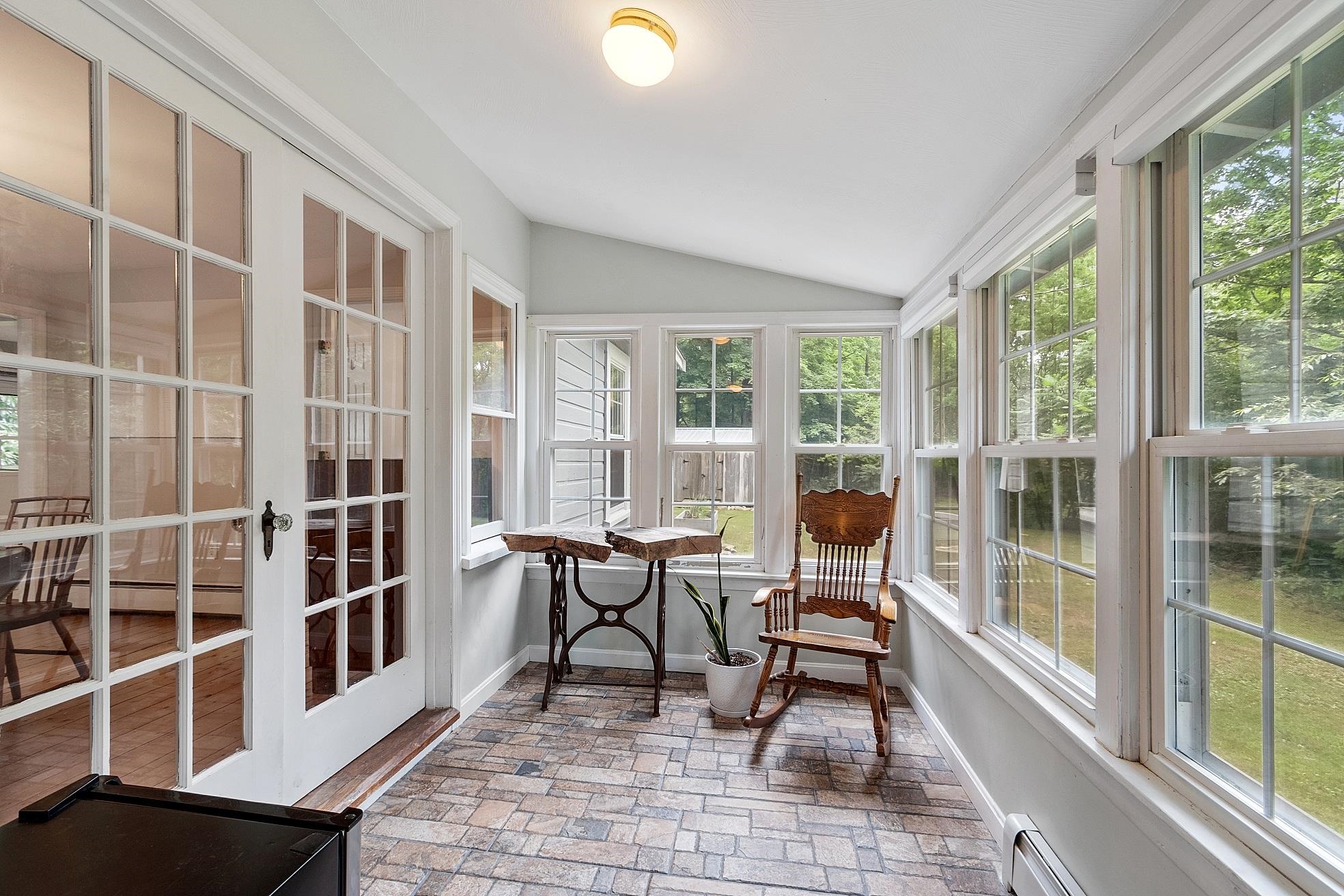 7 Beaver Lake Road Derry, NH 03038 - Photo 32 of 36