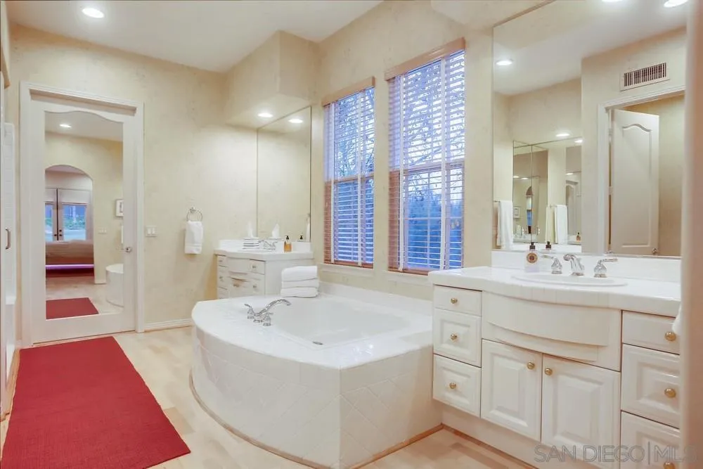 13620 Ash Hollow Crossing Road Poway, CA 92064 - Photo 44 of 75 Gallery Image 44