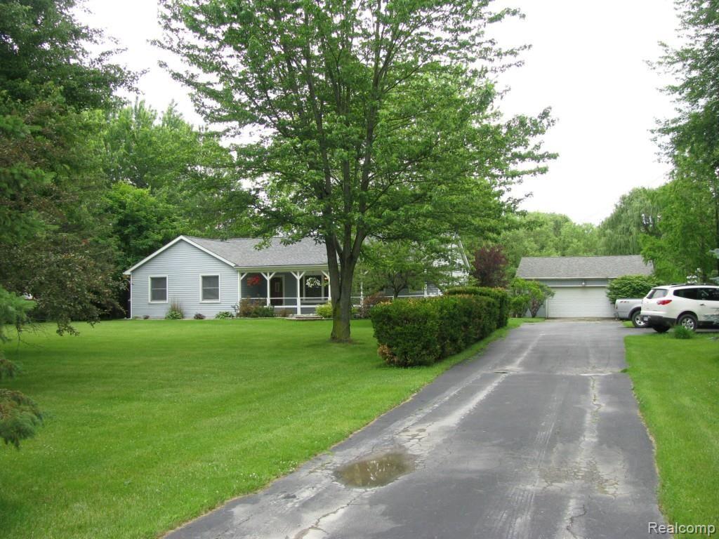 22151 Otter Road New Boston, MI 48164 - Photo 1 of 61 front.jpg