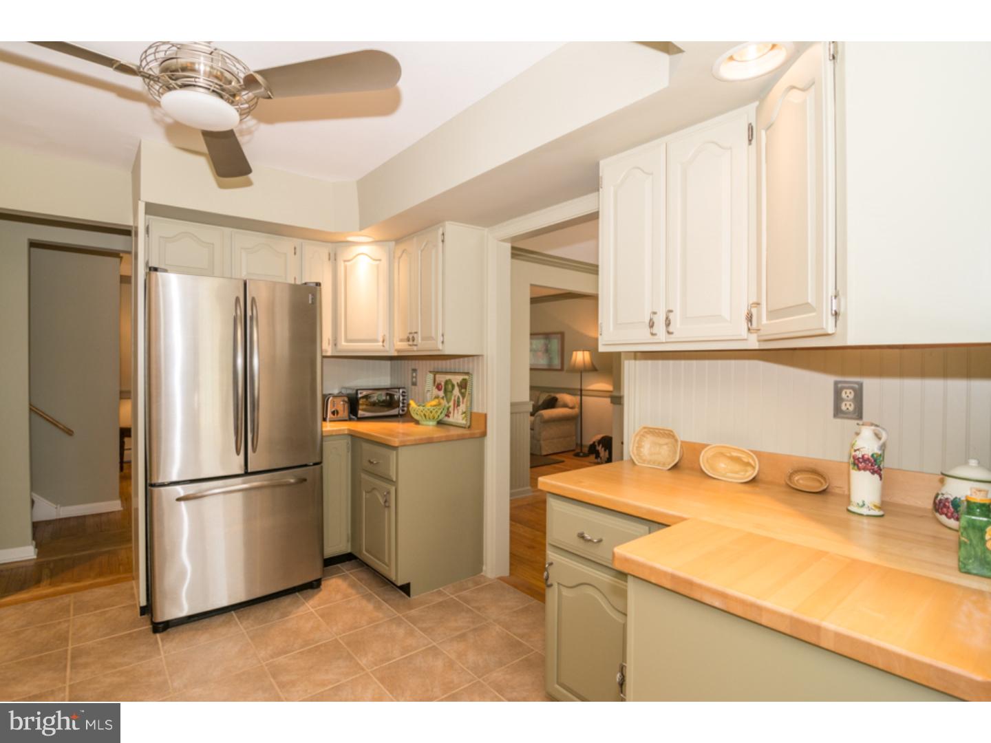 1255 Creek Road Furlong, PA 18925 - Photo 10 of 25 Kitchen