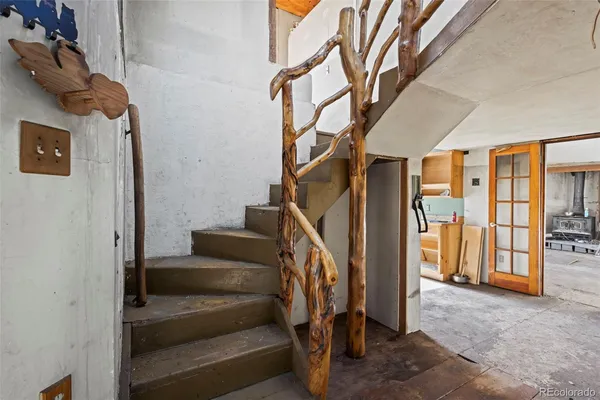 a view of a hardwood & utility room