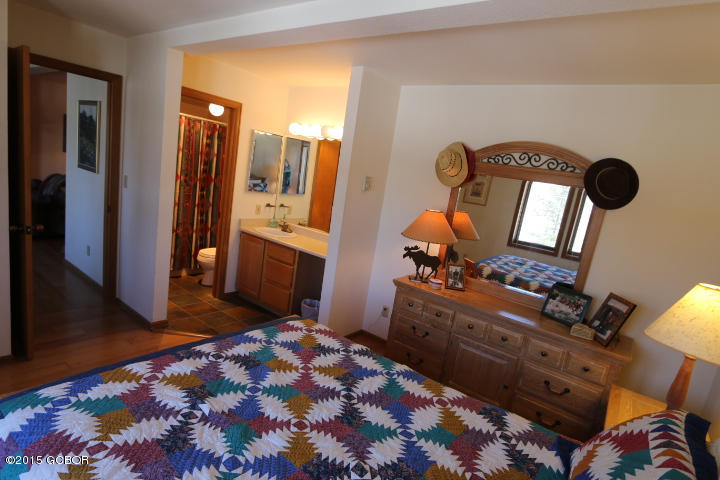 21 Kings Crossing Road, Unit 307 Winter Park, CO 80482 - Photo 12 of 19 Master Bedroom (3)