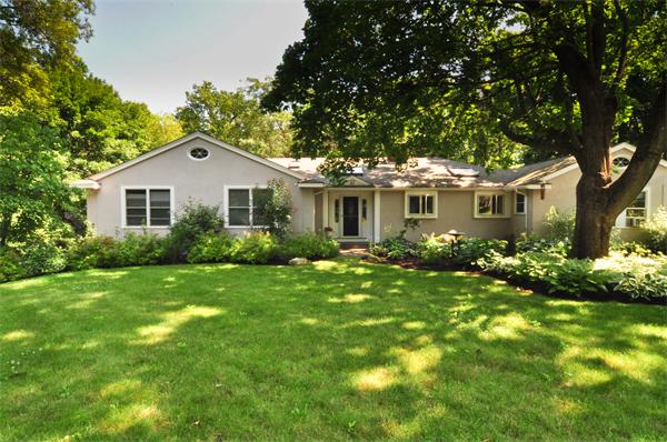 17 Baskin Road Lexington, MA 02421 - Photo 1 of 11