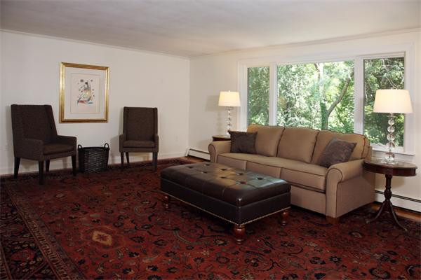 17 Baskin Road Lexington, MA 02421 - Photo 3 of 11