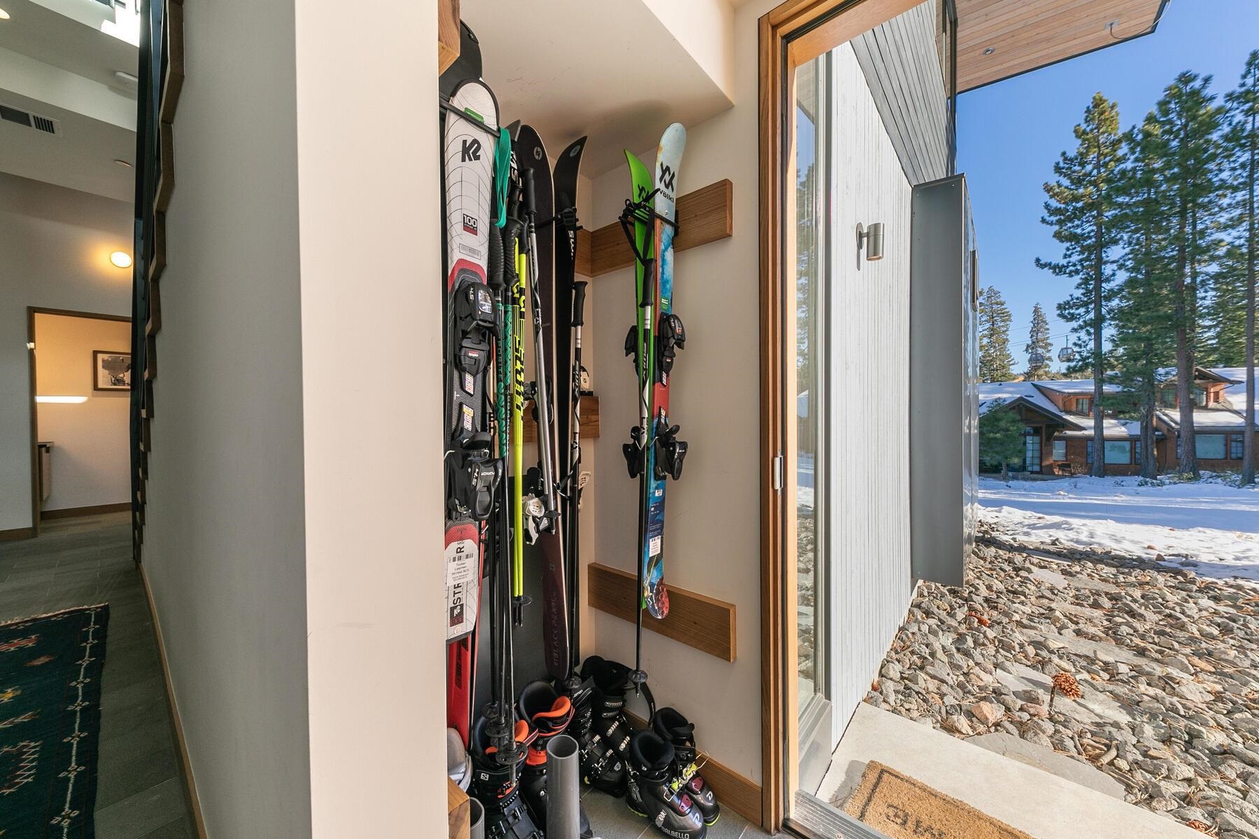 15024 Peak View Place, Unit 5 Truckee, CA 96161 - Photo 23 of 28