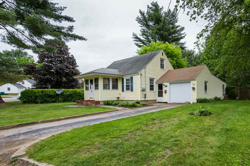 7 Duquette Street Rochester, NH 03867 - Photo 2 of 33