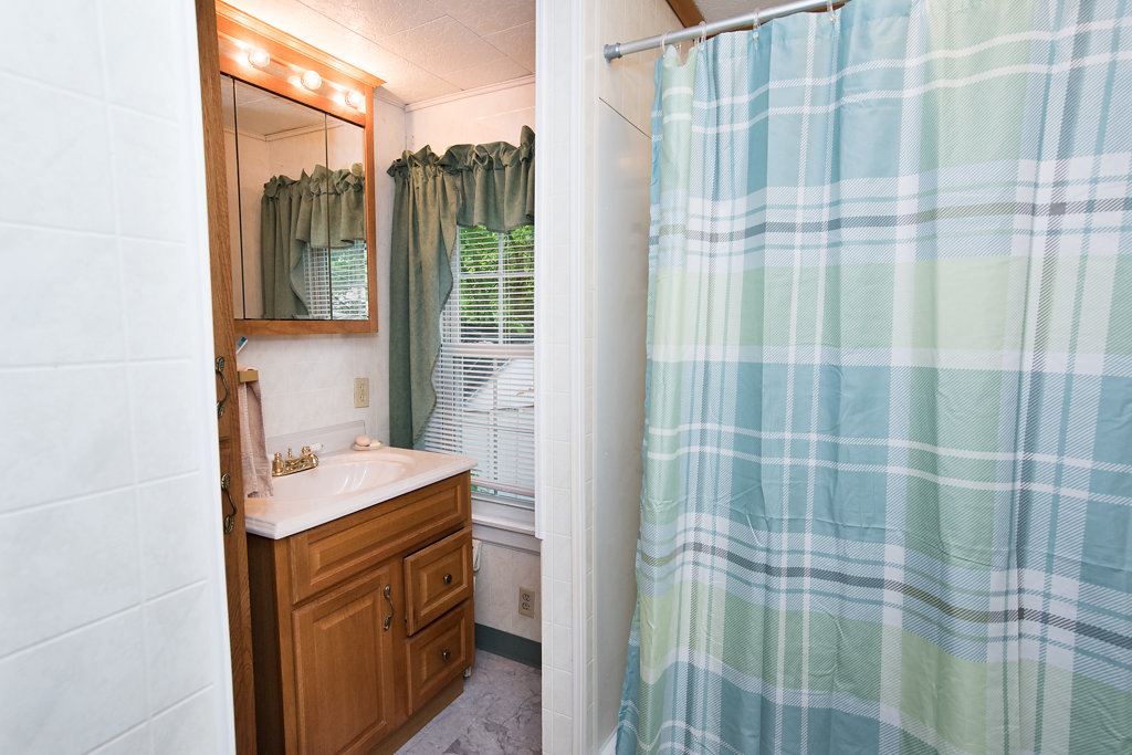 7 Duquette Street Rochester, NH 03867 - Photo 16 of 33