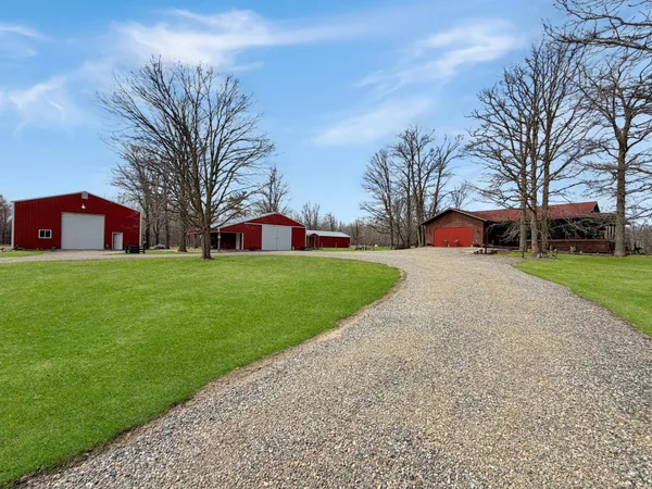 $440,000 | 24301 Obrien Creek Road Northeast, Tenstrike, MN 56683