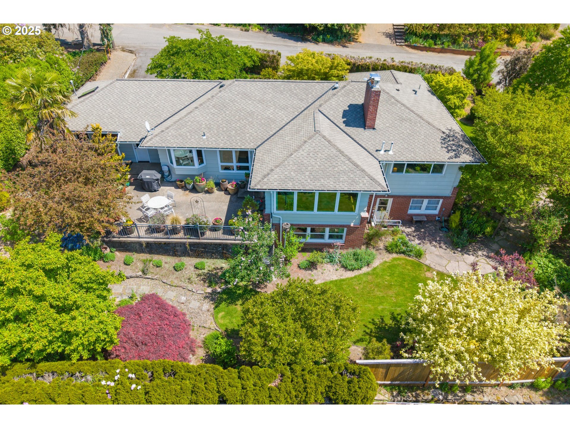 3755 Southwest Jerald Way Portland, OR 97221 - Photo 2 of 48 Gallery Image 2