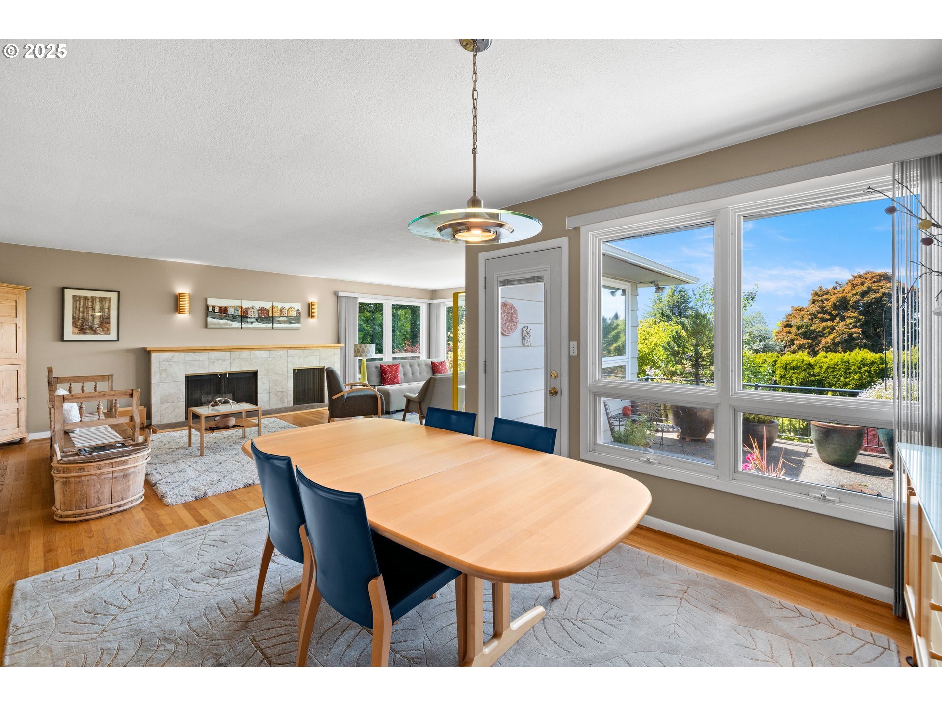 3755 Southwest Jerald Way Portland, OR 97221 - Photo 10 of 48 Dining Room
