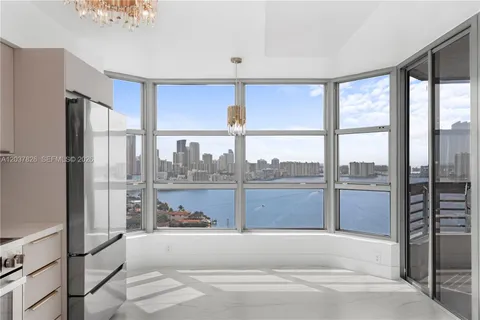 $850,000 | 19195 Northeast 36th Court, Unit 2301, Aventura, FL 33180