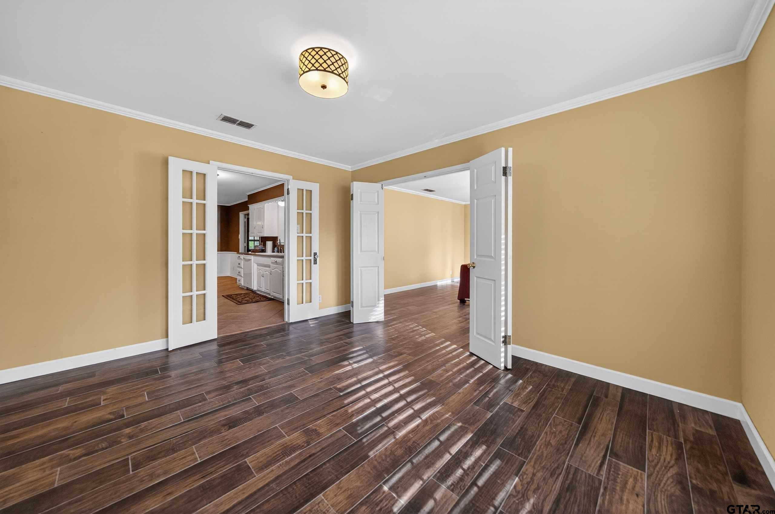 4411 Richmond Road Tyler, TX 75703 - Photo 13 of 31