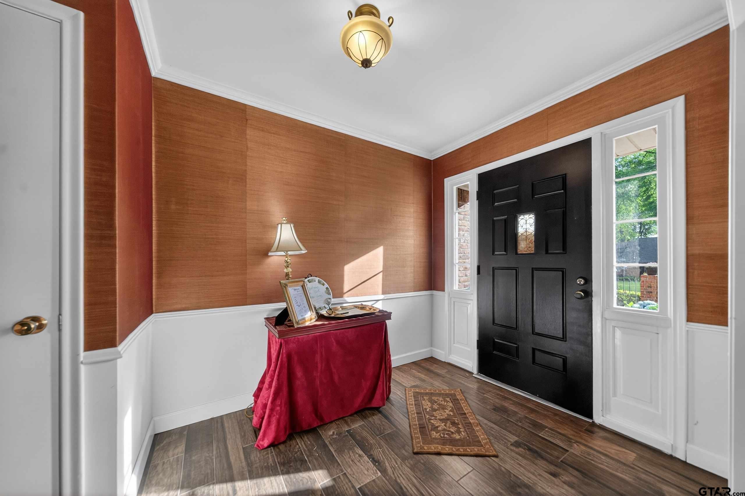 4411 Richmond Road Tyler, TX 75703 - Photo 10 of 31