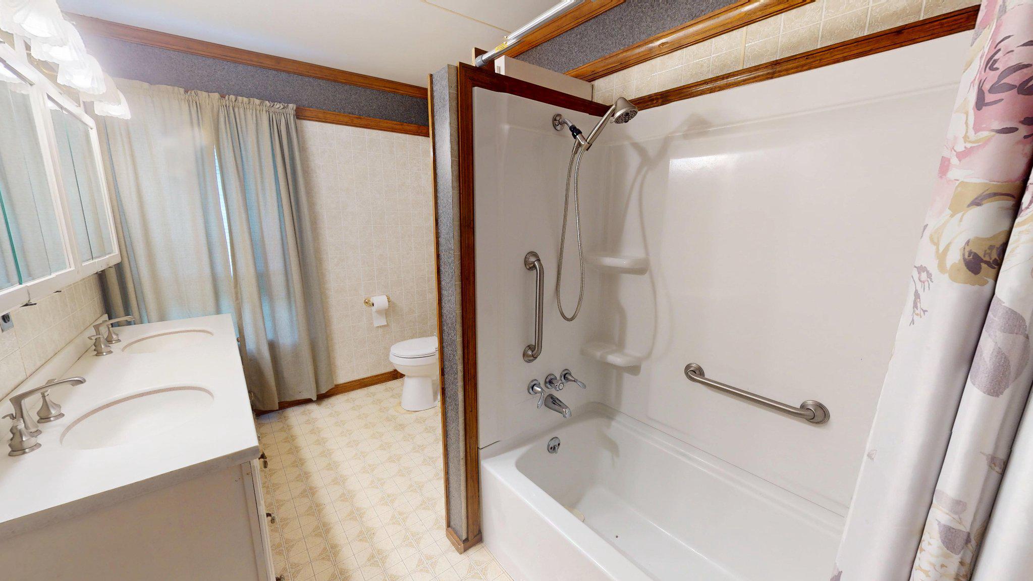 505 Big Ridge Road Lewistown, PA 17044 - Photo 11 of 31 Bathroom-1st floor