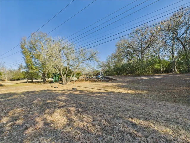 $220,000 | 3015 Westwood Main Drive, Bryan, TX 77807