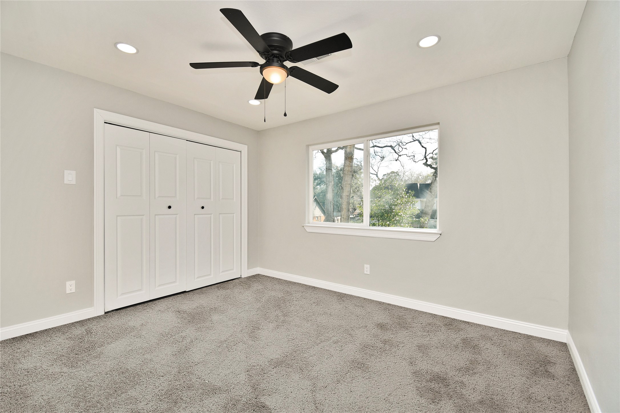 2035 Round Spring Drive Houston, TX 77339 - Photo 15 of 33 Bedroom 4