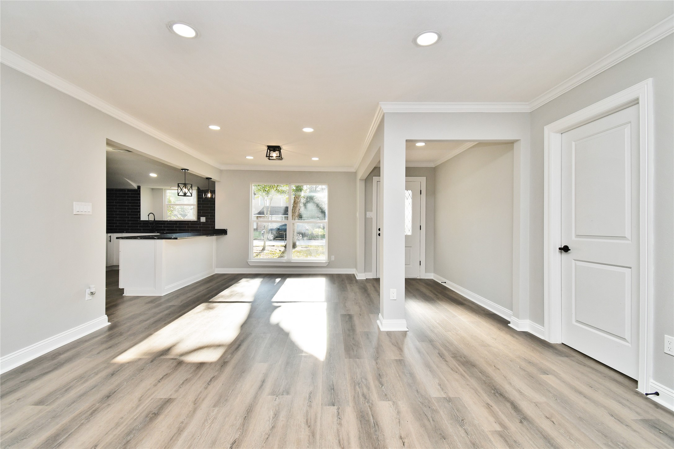2035 Round Spring Drive Houston, TX 77339 - Photo 25 of 33 Kitchen/Living Room
