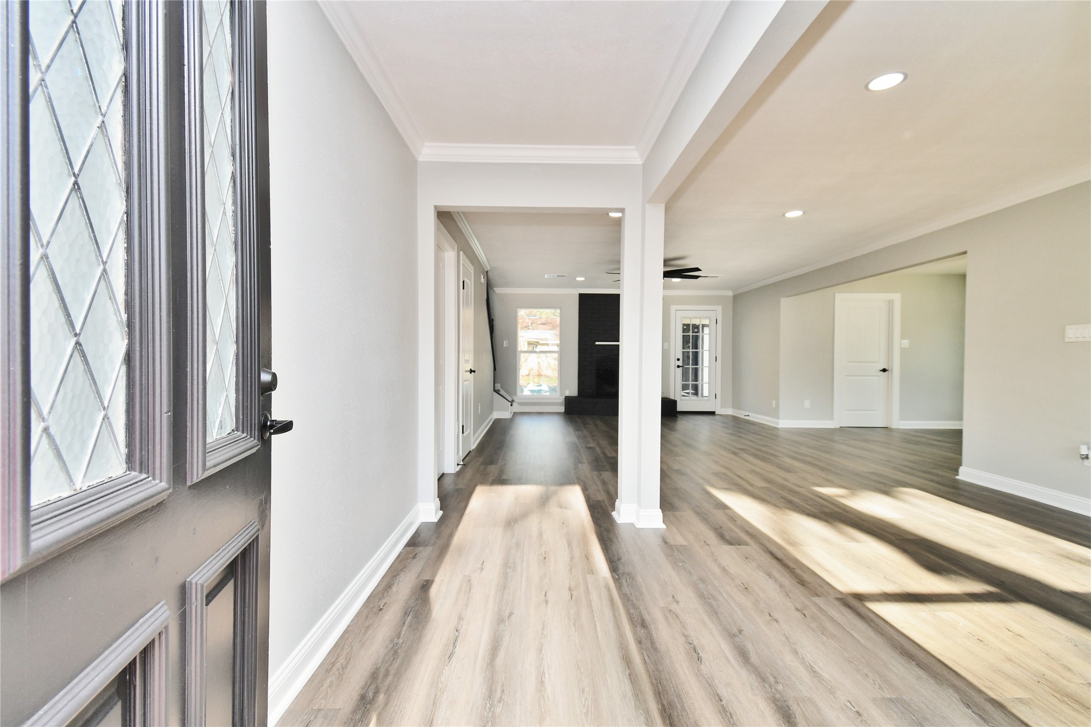 2035 Round Spring Drive Houston, TX 77339 - Photo 3 of 33 Main Entry