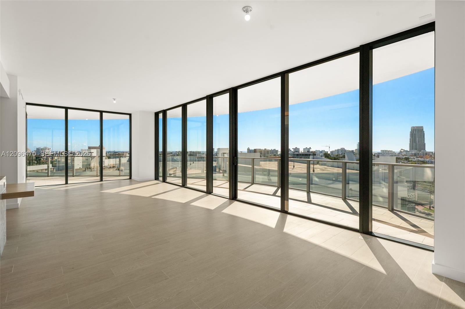 500 Alton Road, Unit 1001 Miami Beach, FL 33139 - Photo 4 of 46 Gallery Image 4