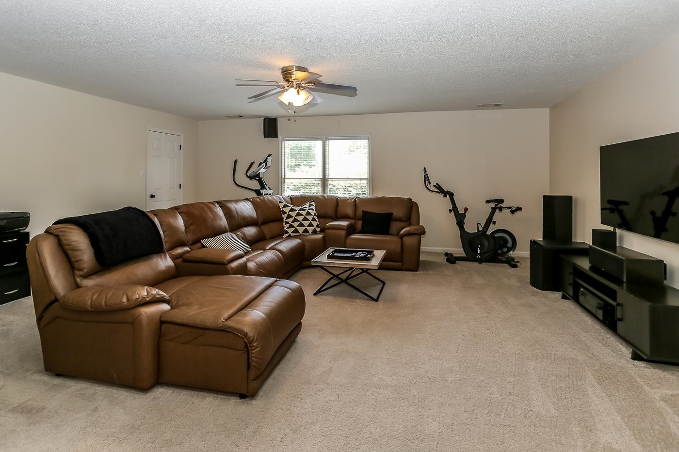 977 Stanhope Road Collierville, TN 38017 - Photo 11 of 26 Gallery Image 11