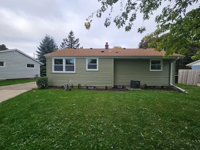 $319,900 | 3137 Elderberry Road, Caledonia, WI 53402