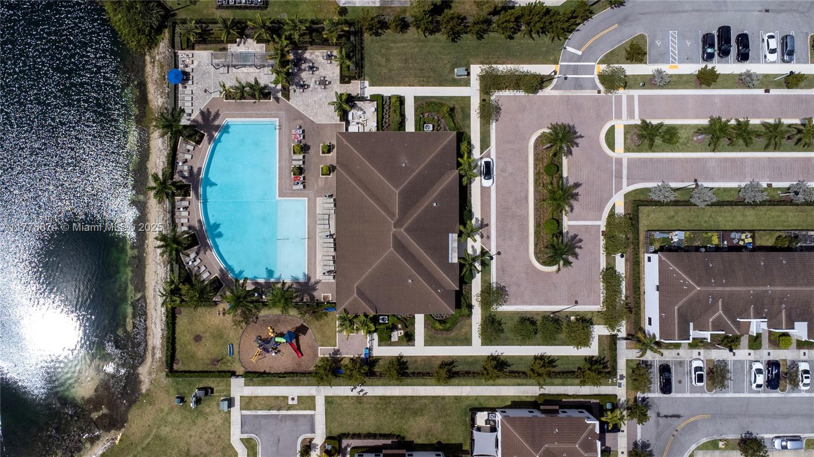 California Club Miami, FL 33179 - Photo 36 of 40