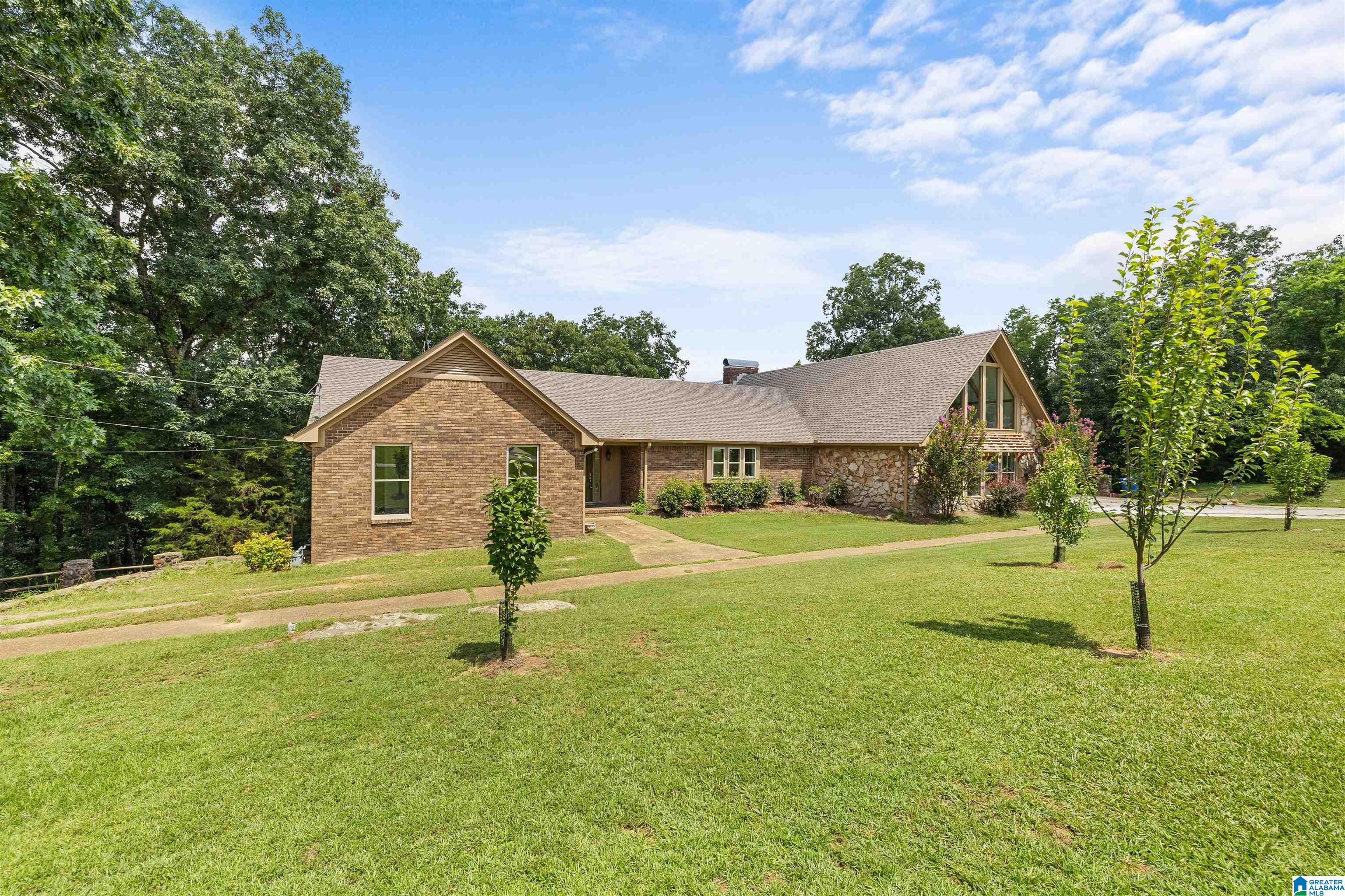 5040 South Shades Crest Road Bessemer, AL 35022 - Photo 4 of 53