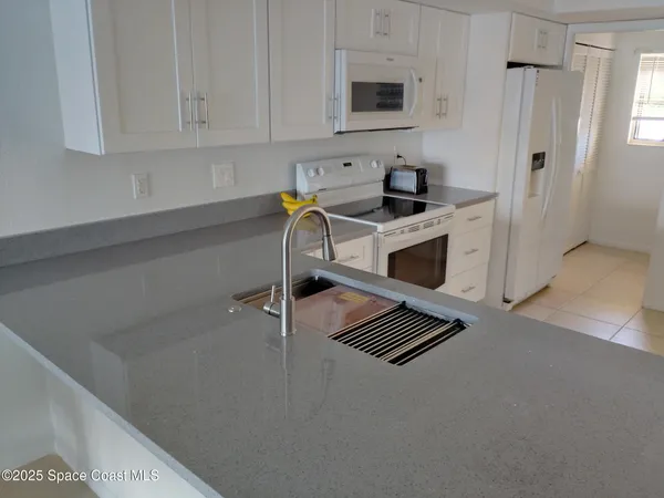 $2,600 | 200 South Banana River Boulevard, Unit 2310, Cocoa Beach, FL 32931