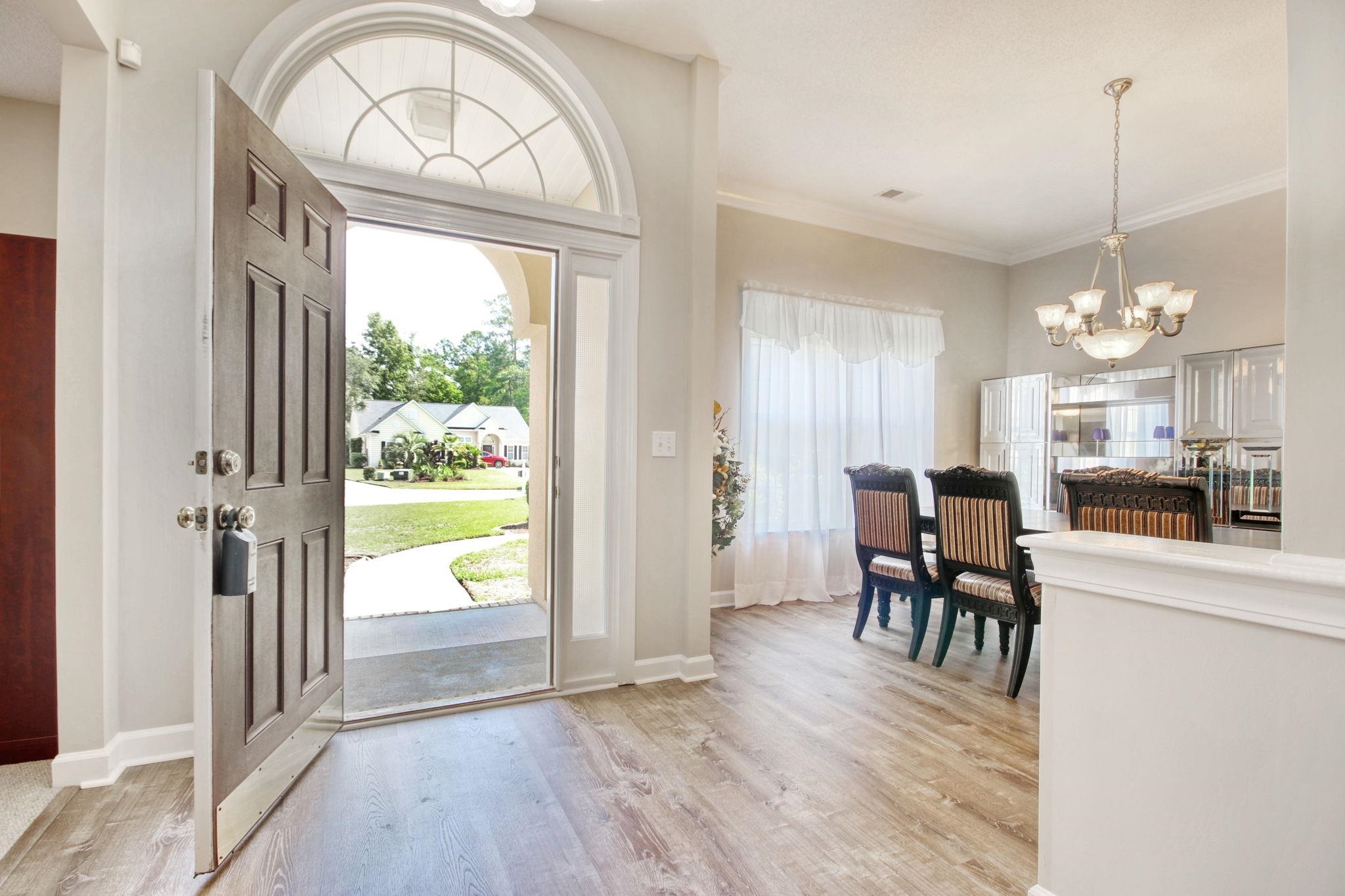 6705 Oakmere Court Murrells Inlet, SC 29576 - Photo 3 of 40