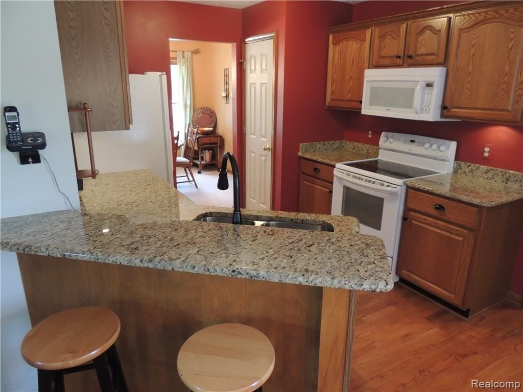 1780 Marjorie Drive Howell, MI 48843 - Photo 15 of 44 c3.JPG
