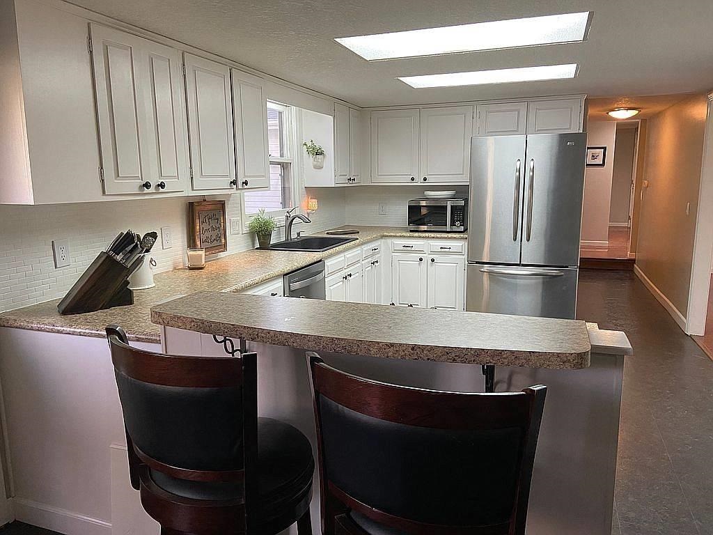 10514 Oaktree Road Fort Wayne, IN 46845 - Photo 4 of 6