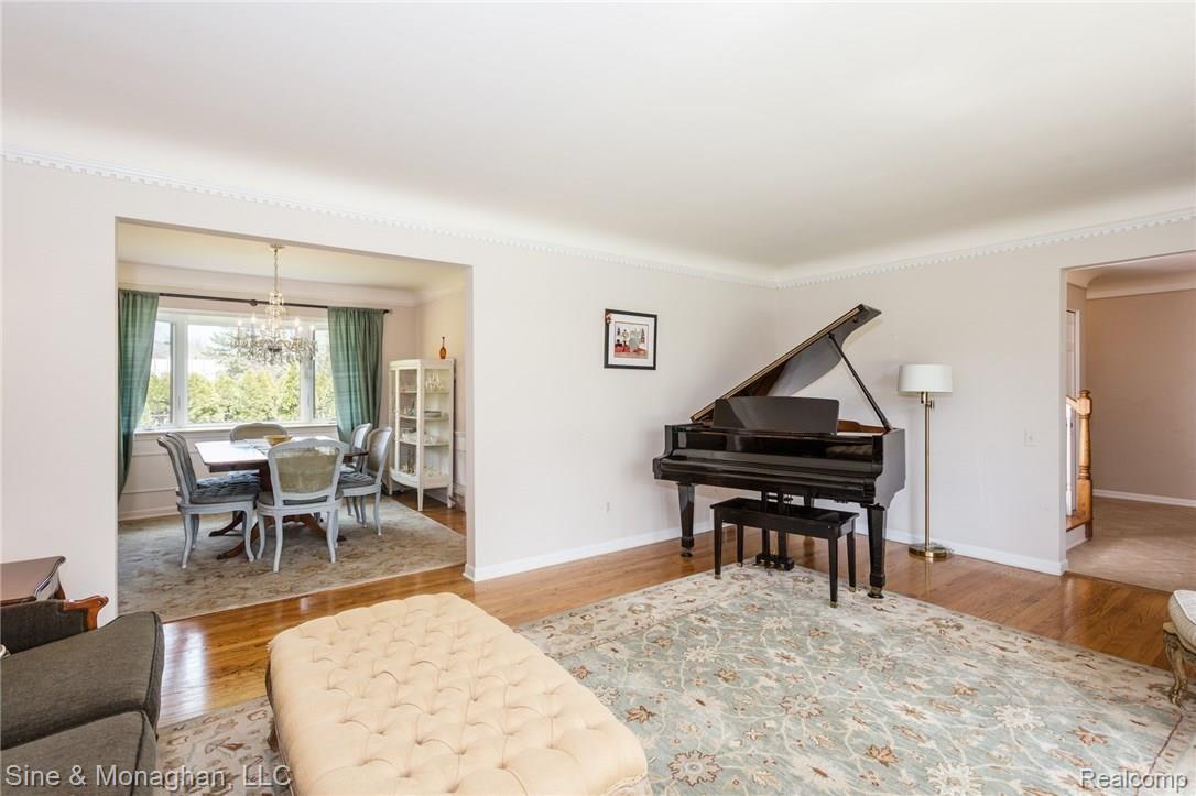 20 North Duval Road Grosse Pointe, MI 48236 - Photo 6 of 49 20 N Duval small020.jpg